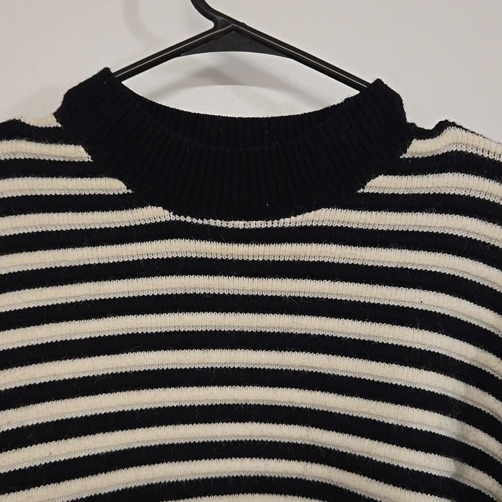 English Factory Sweater - Picture 10 of 13